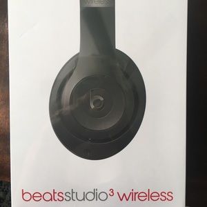 Beats Studio3 WirelessHeadphones